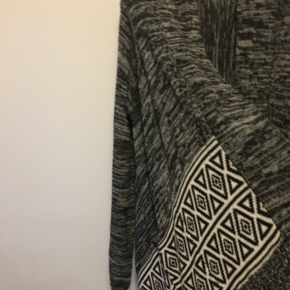 Billabong Boho Tasseled Beach Shawl Cardigan With Sleeves - Picture 7 of 16